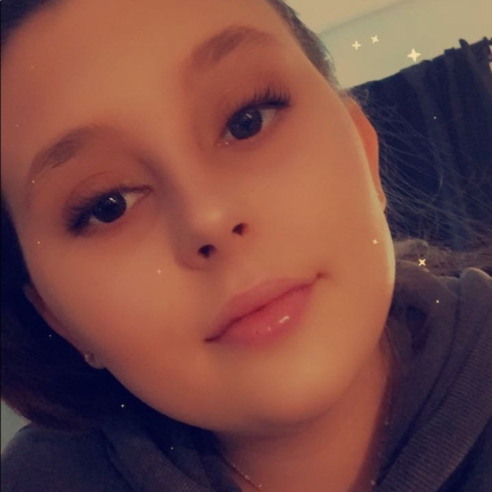 Meet your Posher, Sierra